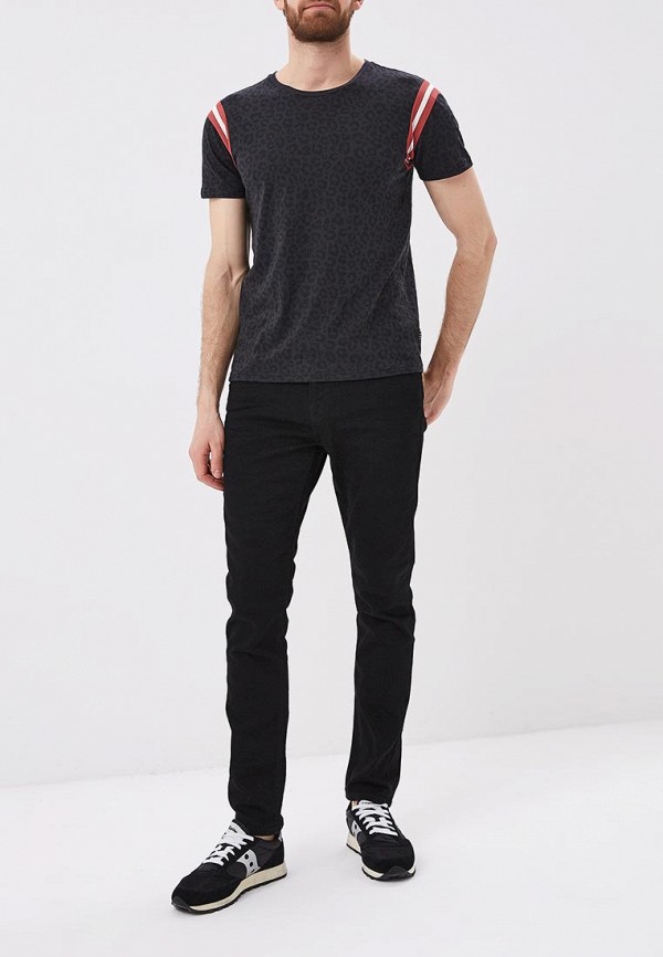 Colin's / Футболка