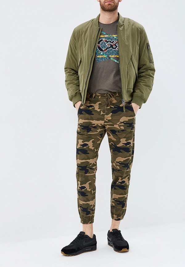 Colin's / Футболка