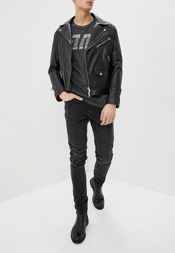 Colin's / Футболка