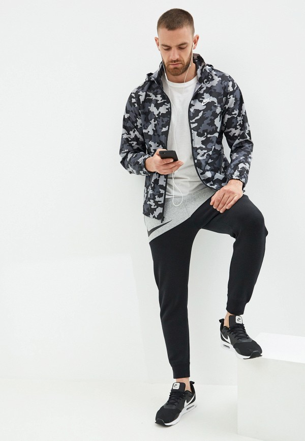 Nike / Ветровка