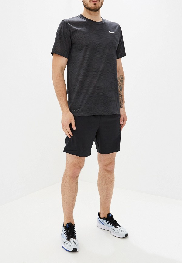 Nike / Шорты спортивные