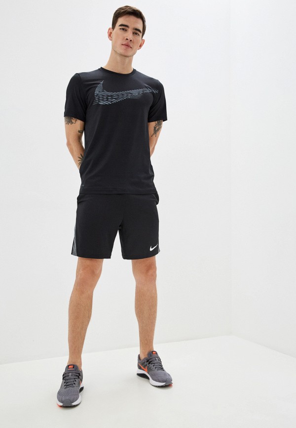 Nike / Шорты спортивные